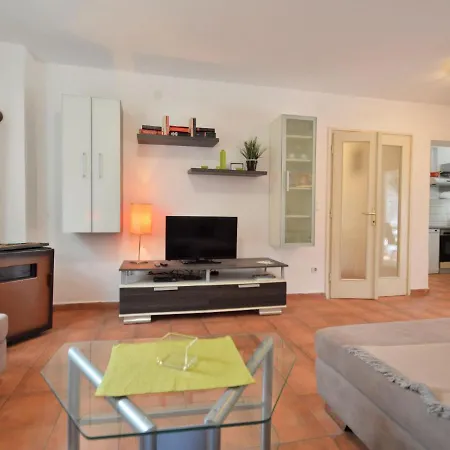 Prm116 By Interhome
