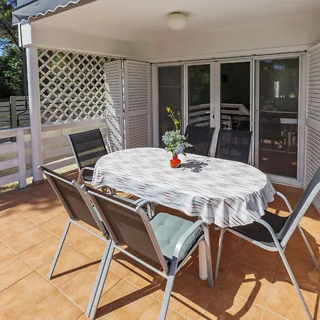 Holiday home Prm116 By Interhome Premantura