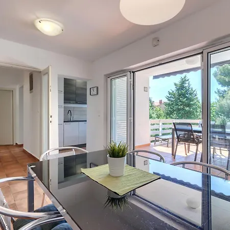 Prm116 By Interhome