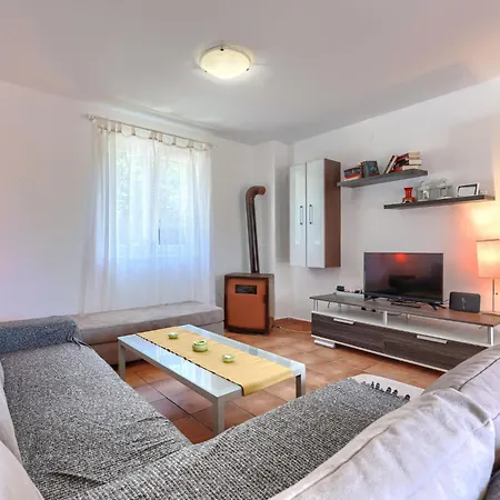 Prm116 By Interhome * Premantura