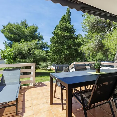 Prm116 By Interhome Premantura